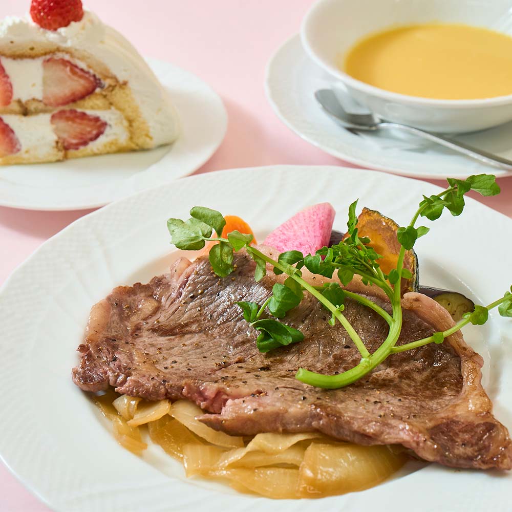 不二家レストランのメニュー「国産亜麻仁牛のサーロインステーキプレミアムセット」のイメージ画像1