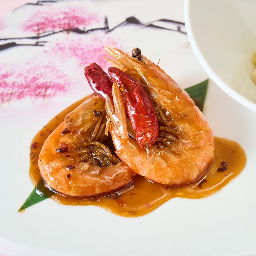 華湘のメニュー「蒸し鶏の葱油ソースがけと天使の海老の酸辣ソース（2尾）セット」のイメージ画像2