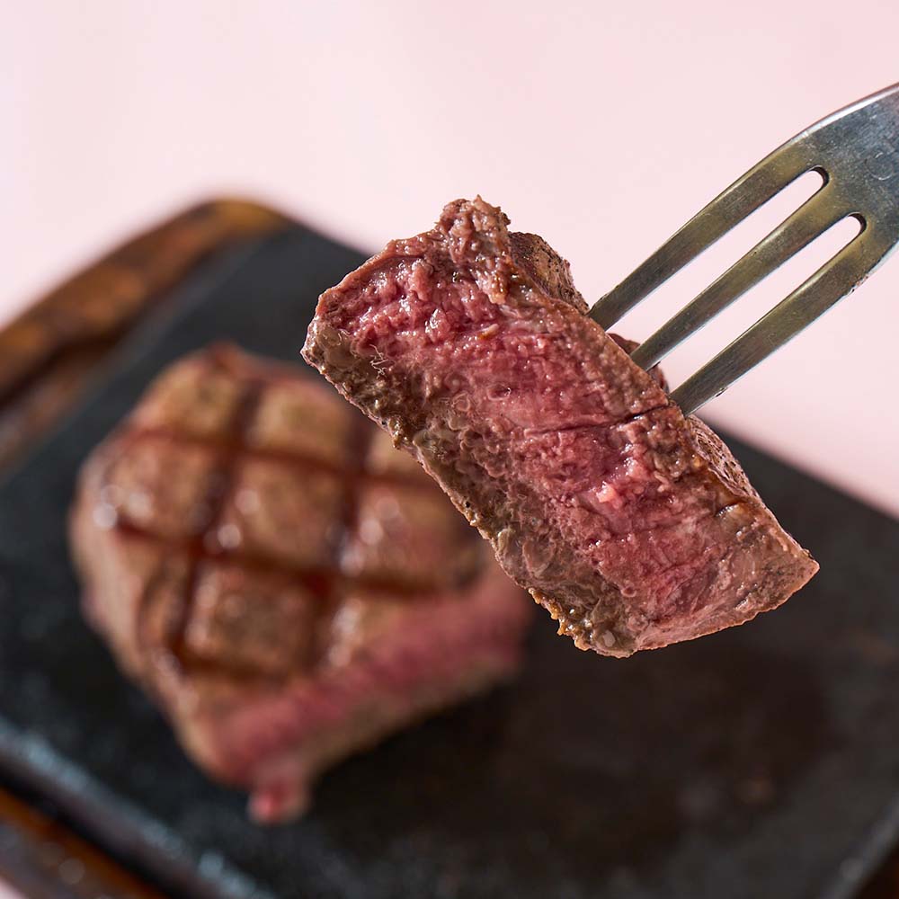 Old Manhattanのメニュー「氷温熟成ステーキ豪州産ブラックアンガス牛ヒレテンダーロイン」のイメージ画像2