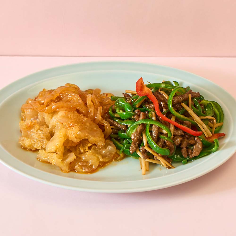 銀座 天龍のメニュー「青椒肉絲とクラゲ（からし醤油）の盛合せ」のイメージ画像1