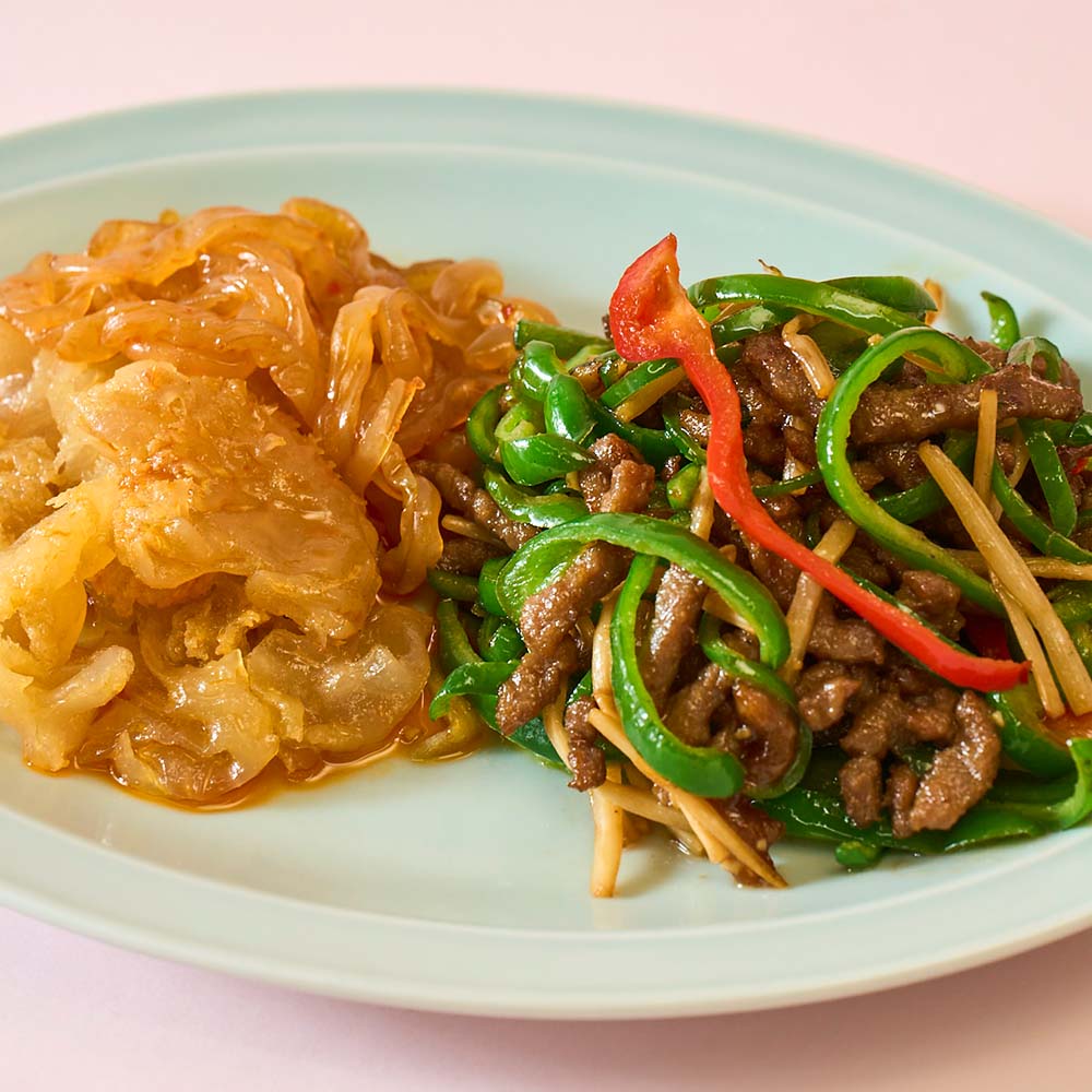 銀座 天龍のメニュー「青椒肉絲とクラゲ（からし醤油）の盛合せ」のイメージ画像2