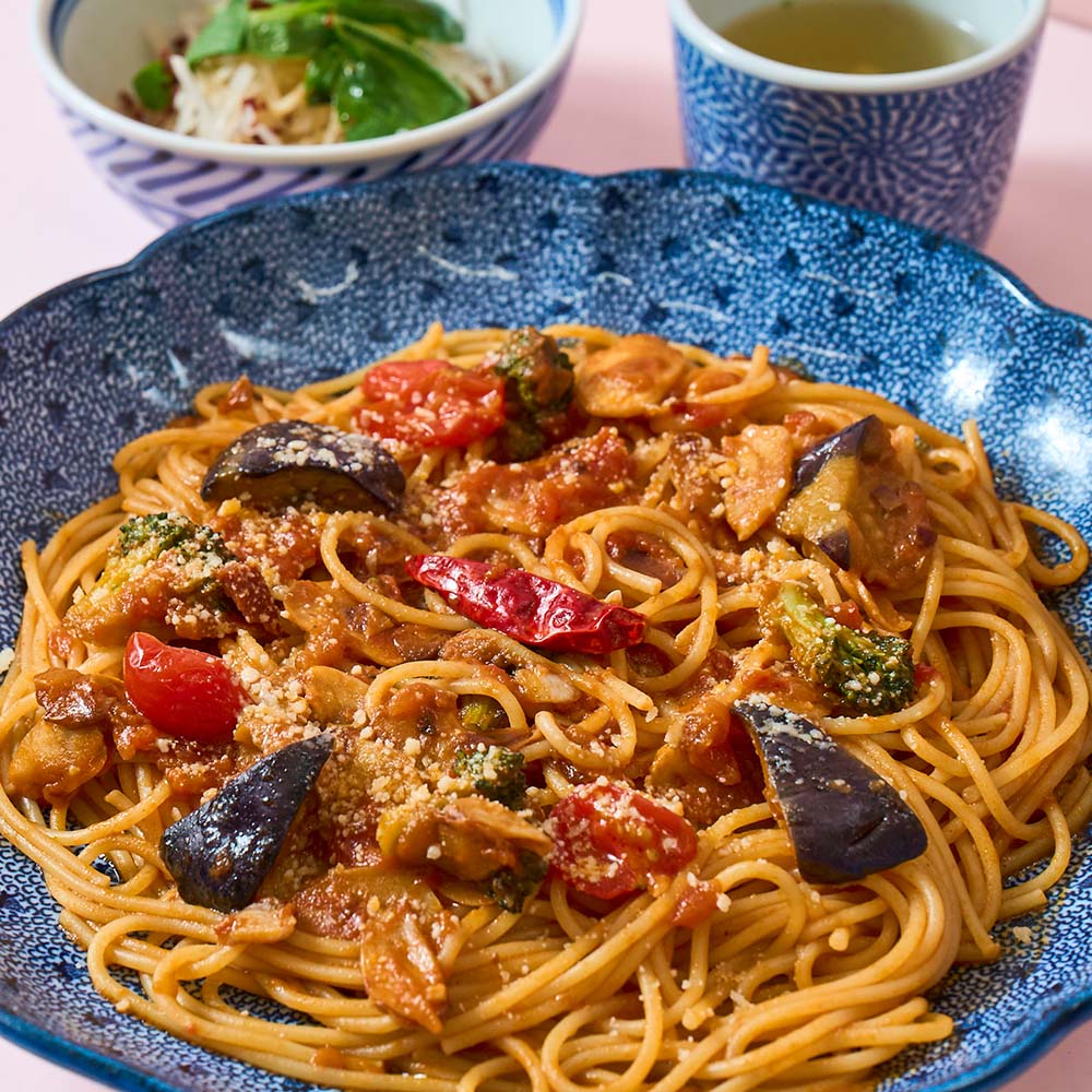 洋麺屋五右衛門のメニュー「トマトとにんにくのスパゲッティーレディースセット」のイメージ画像2