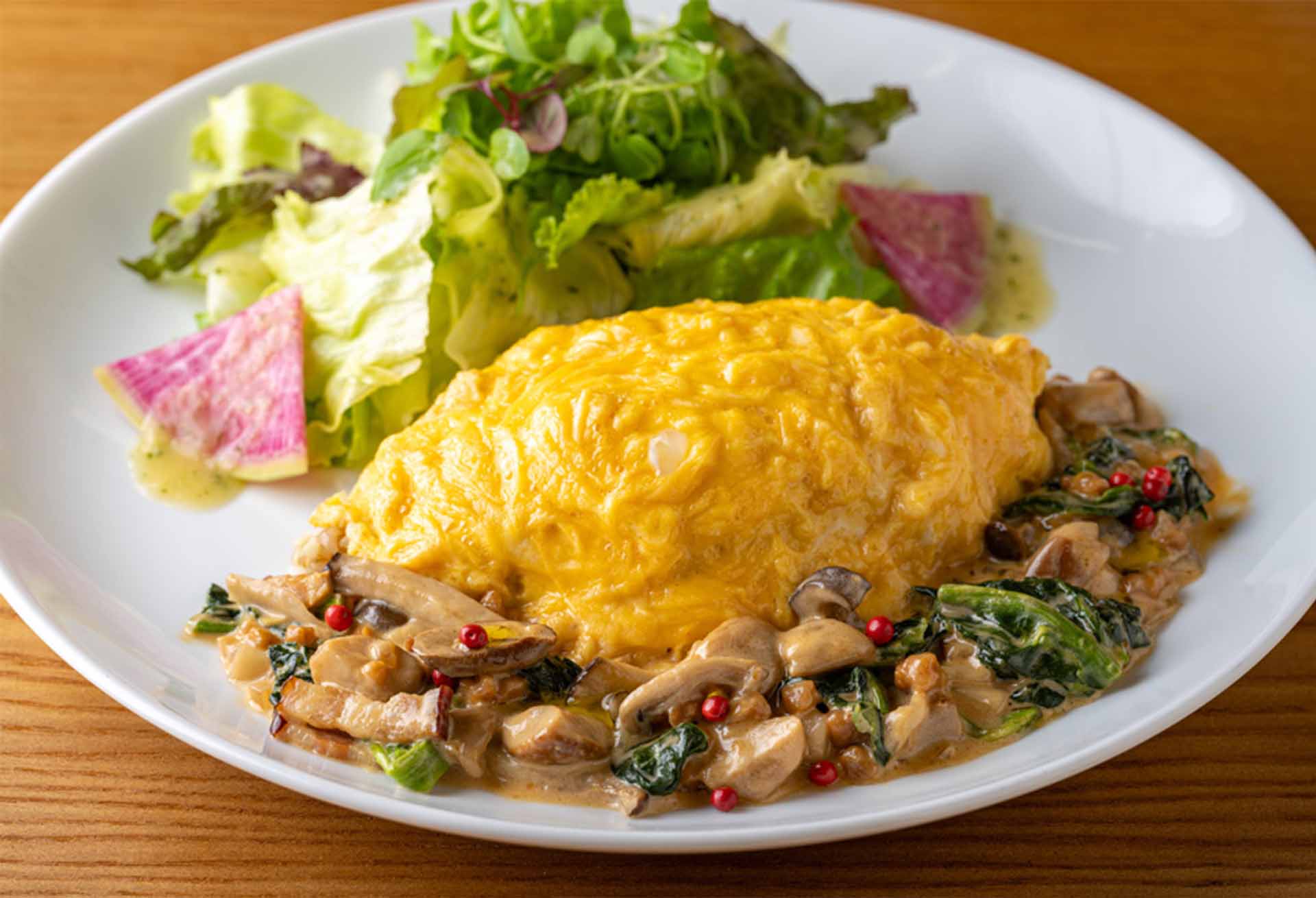 5種きのこのポルチーニソースオムライスメニューのイメージ1