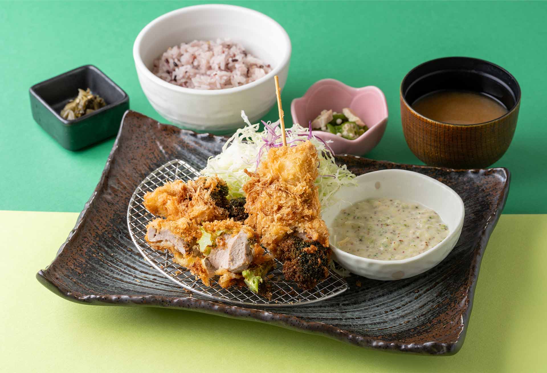 「緑の恵みかつ御膳」メニューのイメージ1