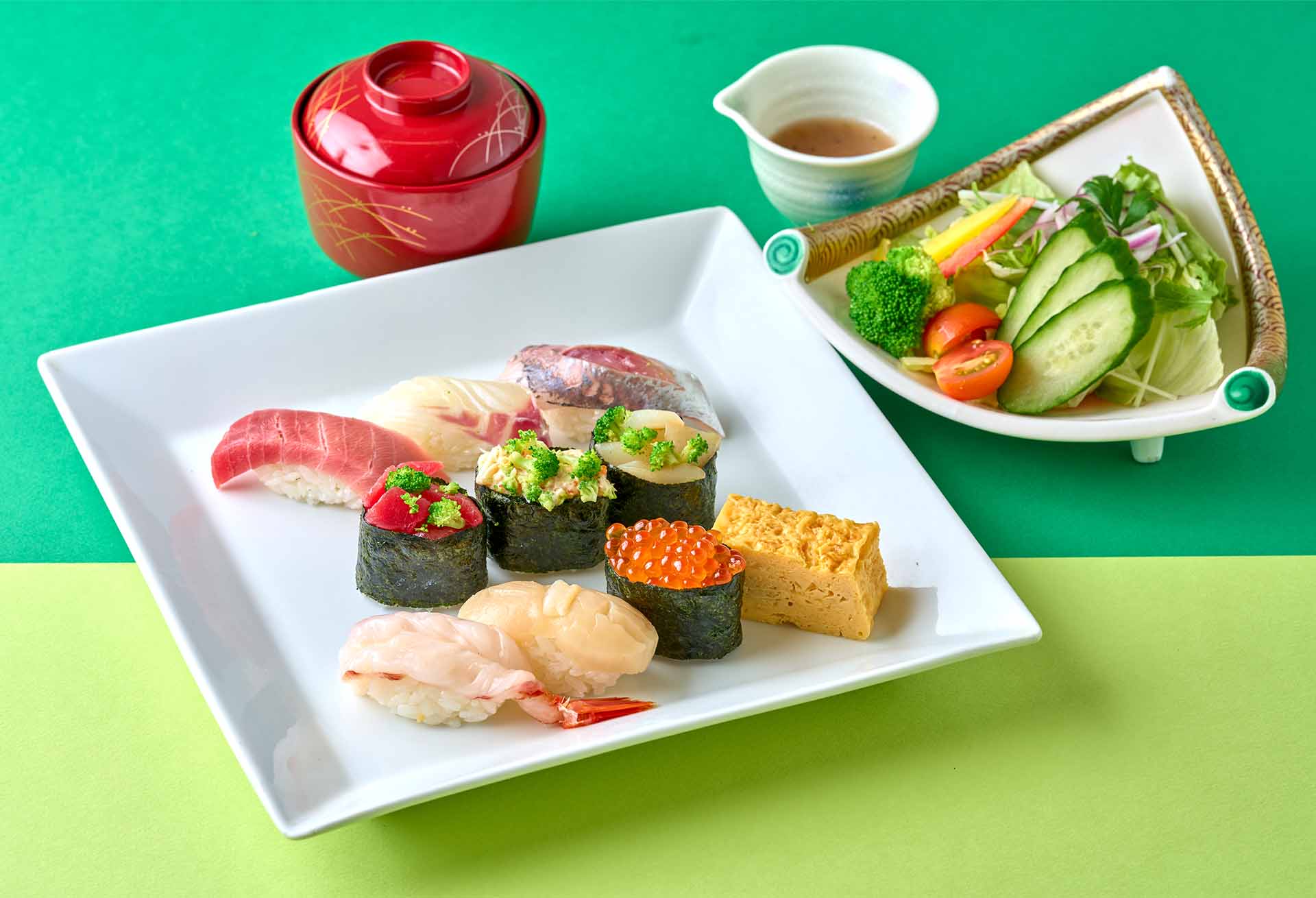 「三種のブロッコリー軍艦と海鮮にぎり」メニューのイメージ1