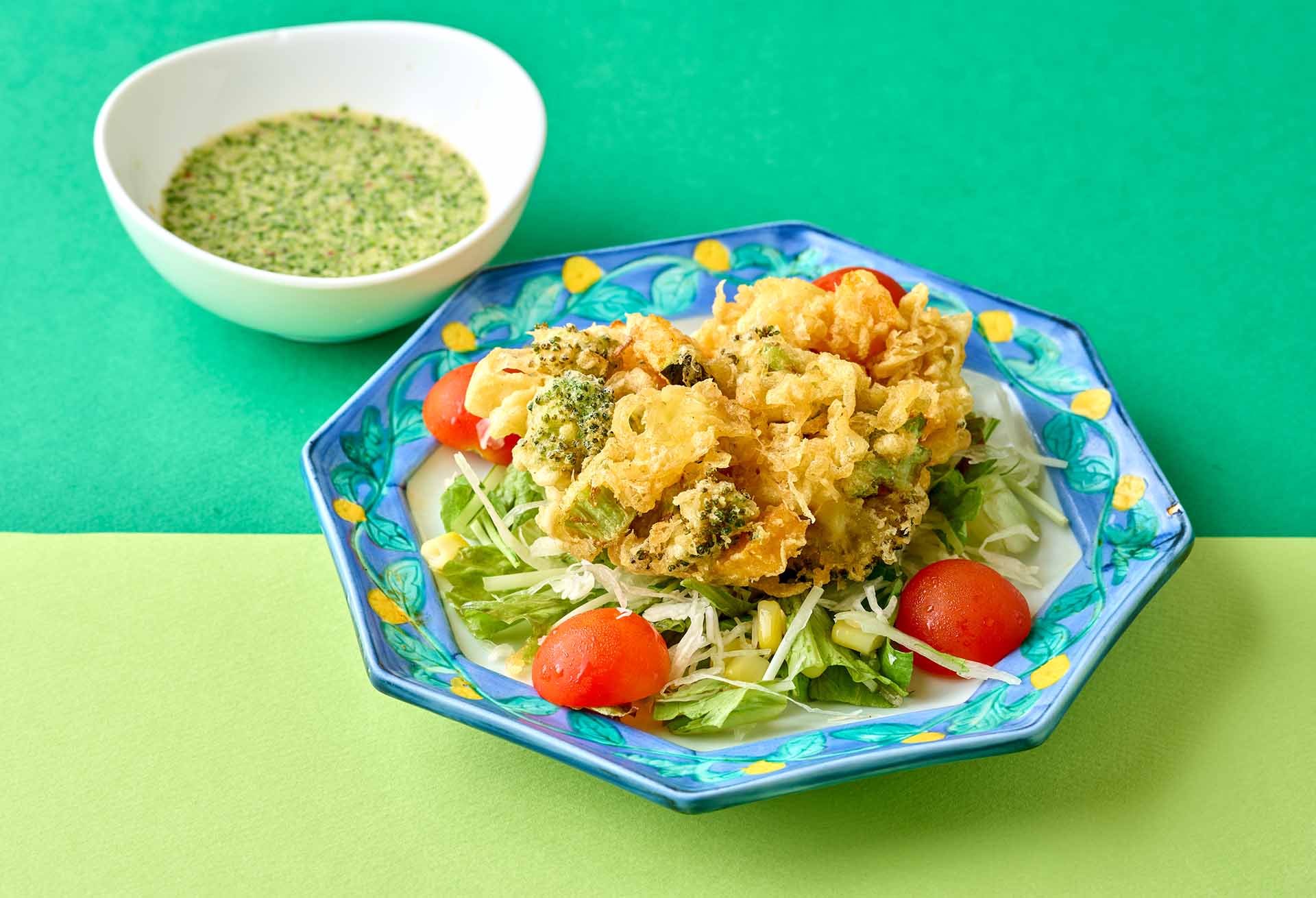 「ブロッコリーソースで食べるサクサクかき揚げサラダ」メニューのイメージ1