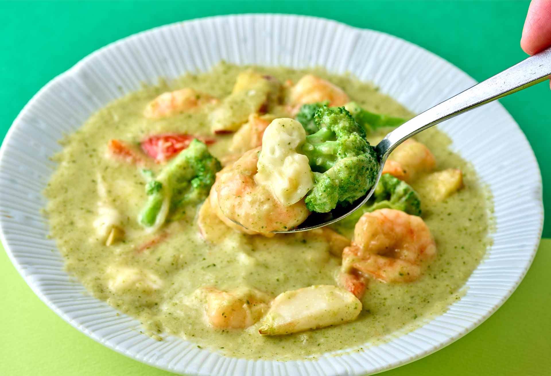 「海老と彩り冬野菜のブロッコリーソース炒め」メニューのイメージ2